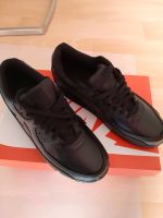 Neue Nike Schuhe gr 8.5 Niedersachsen - Aurich Vorschau