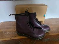 Dr Martens 1460 Purple gr.40 neuwertig Nordrhein-Westfalen - Breckerfeld Vorschau