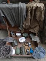 DDR NVA Konvolut Trinkflasche Taschenlampe Holzkiste Essgeschirr Sachsen - Freiberg Vorschau