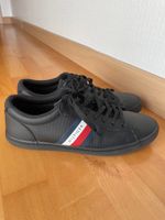 TOMMY HILFIGER Herren Sneaker Gr. 44 schwarz Schuhe Bayern - Döhlau Vorschau