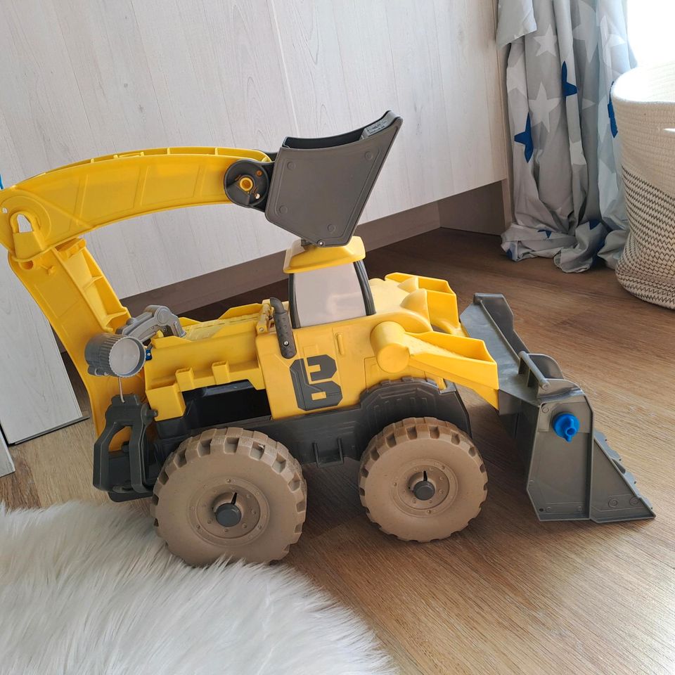 Bagger 'Buddel' von Bob der Baumeister in Allendorf