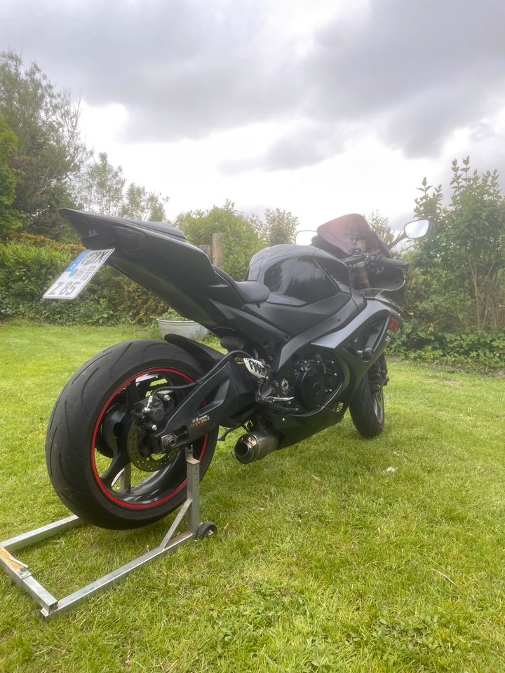 Suzuki Gsxr 1000 K7 in Geestland