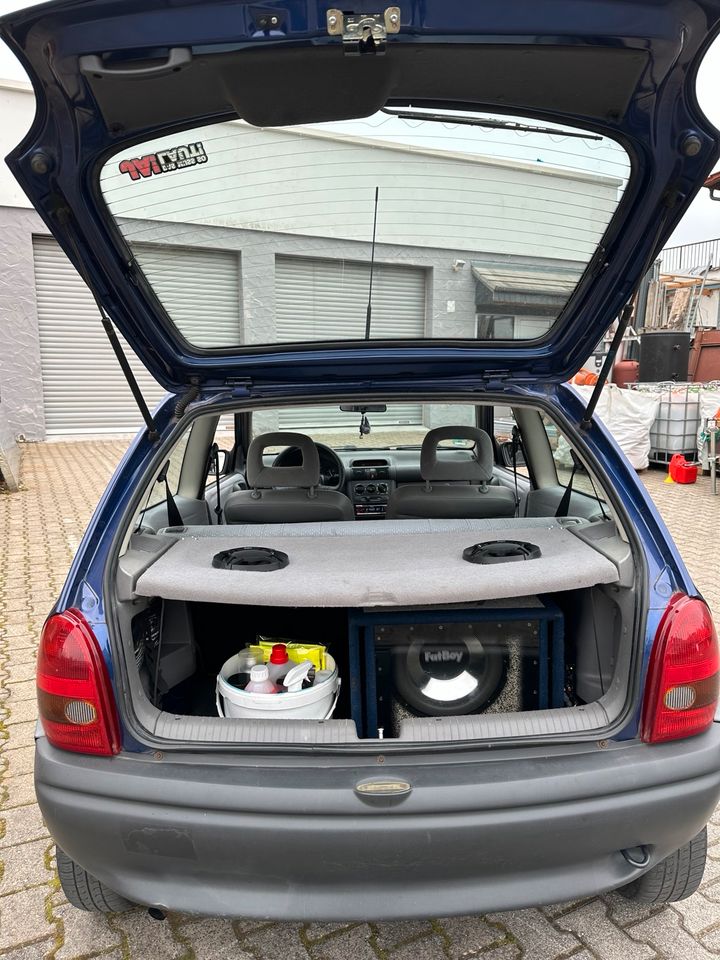 Opel Corsa B 1.4 in Erbach