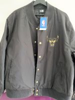 Jacke Bomberjacke New Era  NBA Chicago Bulls XL neu Nordrhein-Westfalen - Meckenheim Vorschau