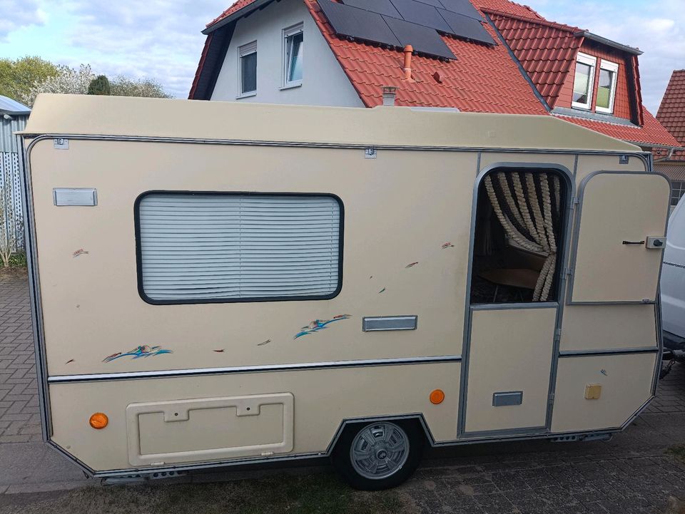 DDR Wohnwagen Bastei in Eisenhüttenstadt