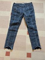 Jeans mit Schmuckelementen Sachsen-Anhalt - Gräfenhainichen Vorschau