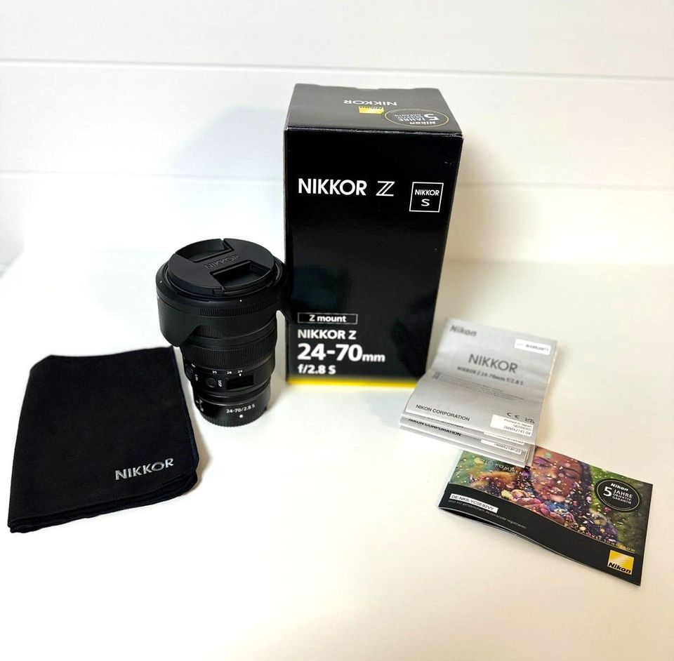 Nikon Nikkor Z 24-70 mm F2.8 S Vollformat Objektiv High-End Linse in Andernach