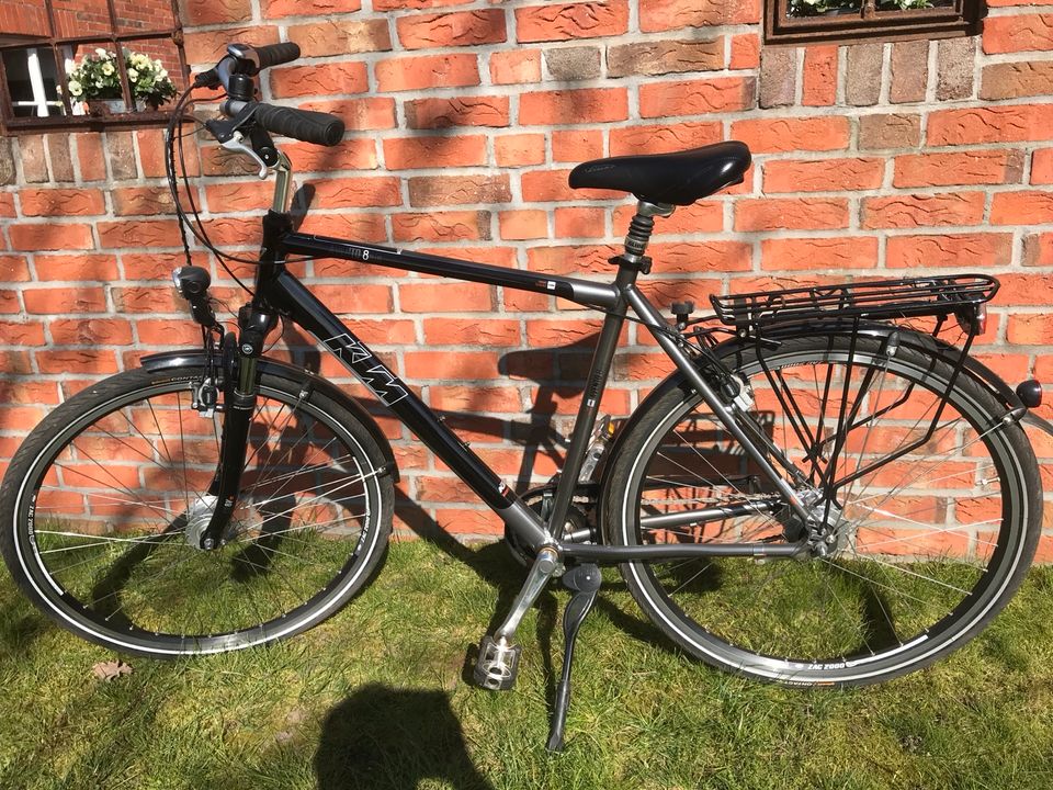 KTM Herrenfahrrad 28“ Avento 8 Plus schwarz-silber in Rieste