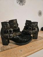Schuhe Größe 39  Mustang Niedersachsen - Nordhorn Vorschau