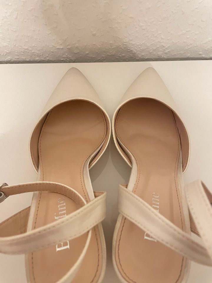 Brautschuhe/Hochzeitsschuhe Gr. 37 NP 45€ in Essen