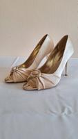 Cremefarbene High Heels mit goldener Schnalle, Größe 36 Bayern - Gröbenzell Vorschau