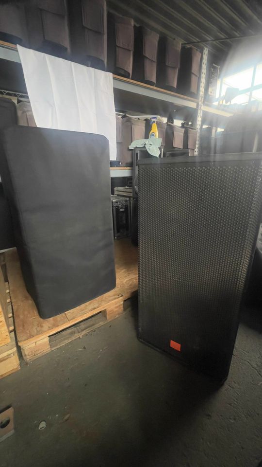 PA Anlage JBL MRX6 in Willich