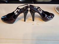 Chanel Schuhe Pumps Gr.42 (41) Niedersachsen - Winsen (Aller) Vorschau