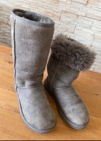 UGG Boots Classic Tall II - Gr. 37 -grau - neuwertig Hessen - Rodgau Vorschau