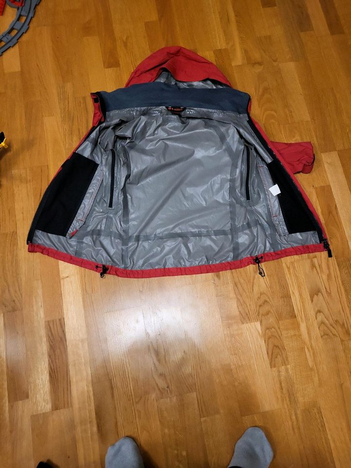 Mammut Regenjacke Rot Small S Damen Mädchen in Augsburg