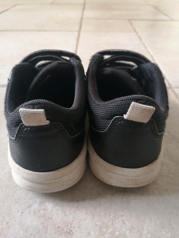 Adidas Sneaker Leder schwarz Gr. 32 in Forst (Lausitz)