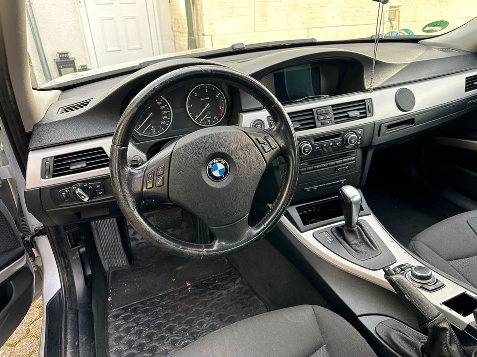 BMW 3er mit Turboladerschaden in Friedrichshafen