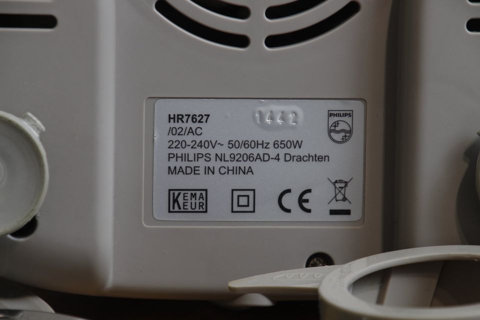 Kompakt Küchenmaschine Philips HR 7627, neuwertig in Gusenburg