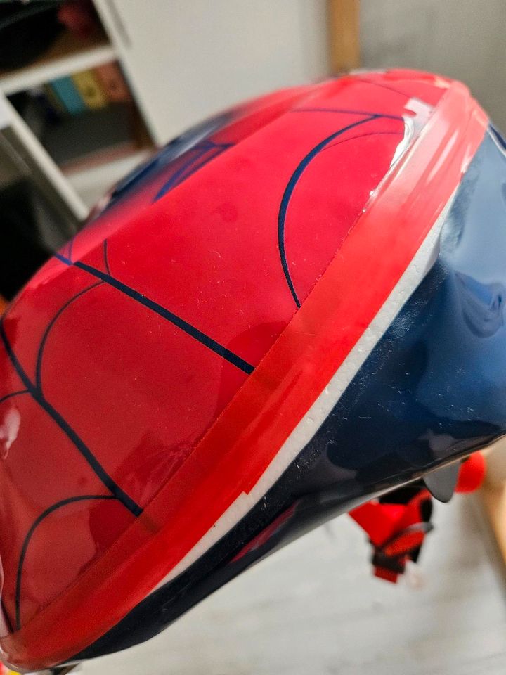 Neuer Marvel Spiderman Fahrrad Helm in Faßberg