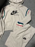 Damen Nike Sportanzug (neu) Berlin - Köpenick Vorschau