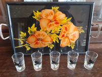 Elegantes Tablett mit Blumenmotiv und 5 kleinen Gläsern Niedersachsen - Raddestorf Vorschau