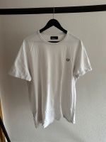 FRED PERRY Tshirt - size XL Stuttgart - Stuttgart-Süd Vorschau