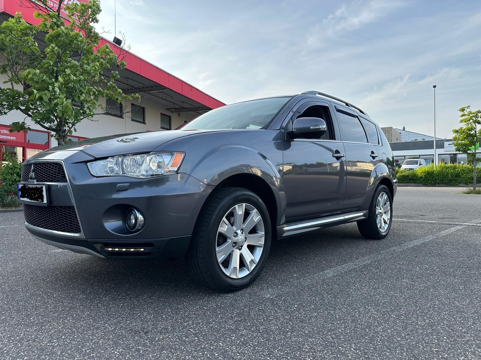 Abbildung des Autos Mitsubishi Outlander