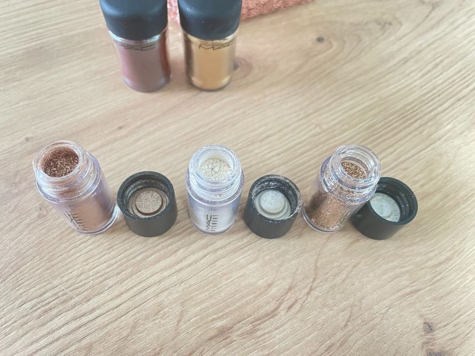 MAC Pigment & 1x Glitter mini + Täschchen L.E. in Bremen