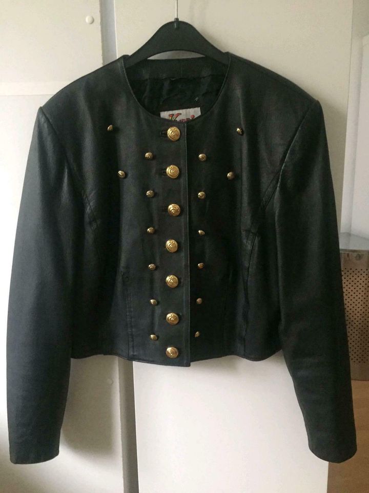 Lederjacke Schwarz Gold Knöpfe Neu Kurz Crop in Rotenburg