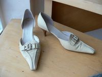 wunderschöne Echtleder Pumps Gr. 39 beige Nordrhein-Westfalen - Geldern Vorschau