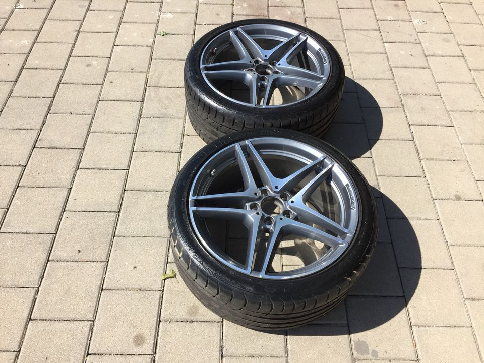 19 Zoll AMG Felgen ET 56 Hinterachse Sommerreifen in Niedertaufkirchen