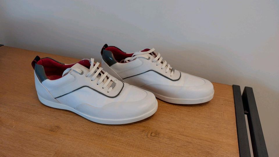 Hugo Boss Sneaker Weiß Leder in Halle