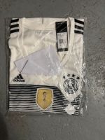 Original Deutschland Trikot mit WM Aufnäher 2018 Wuppertal - Cronenberg Vorschau