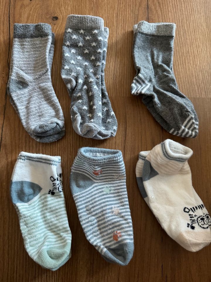 Socken - 6 Paare - Gr. 19/21 oder Gr. 74/80 in Springe