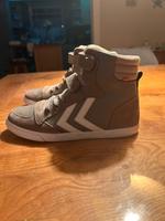 Hummel Schuhe Größe 38 Nordfriesland - Bredstedt Vorschau