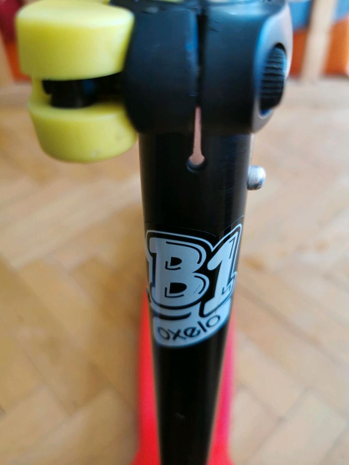 Oxelo decathlon roller B1 scooter kind rot ab 2 jahre top Zustand in Braunschweig