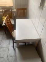 Tisch mit vier Stühlen Kiel - Pries-Friedrichsort Vorschau