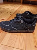 VANS sneaker [44] all black Sachsen - Markkleeberg Vorschau
