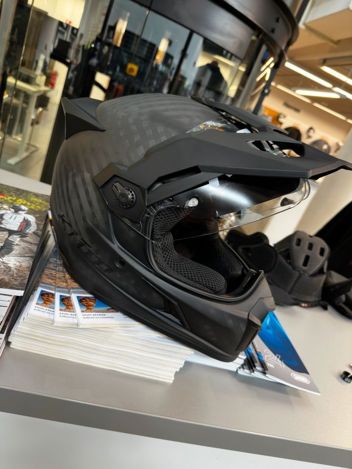 Klim Krios Pro Carbon S-XS in Stolberg (Rhld)