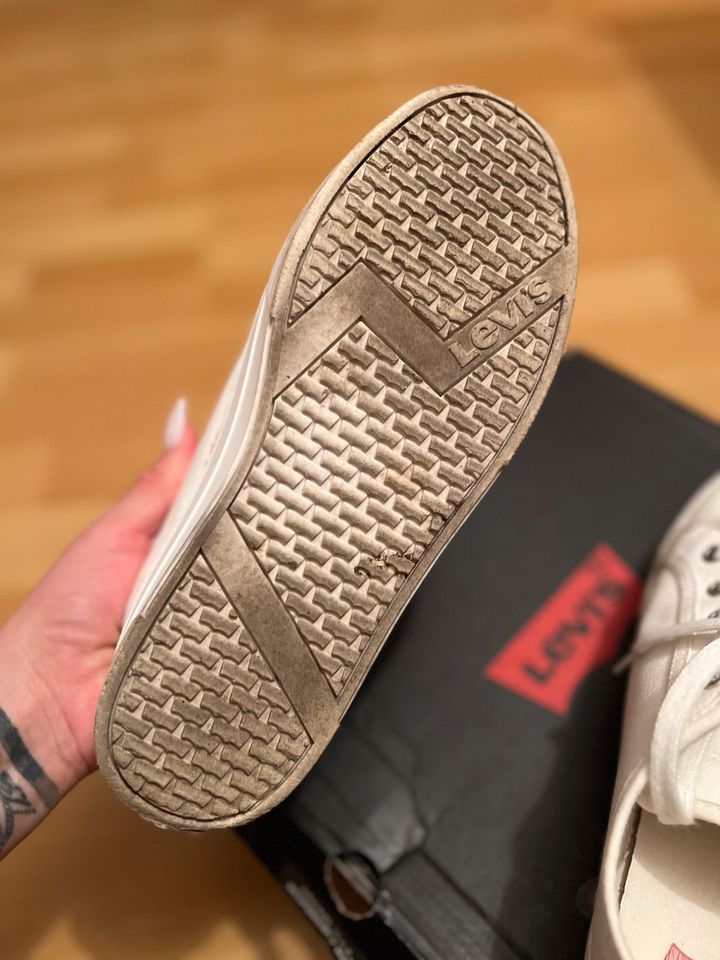 Levi’s Schuhe Größe 39 in Kehl
