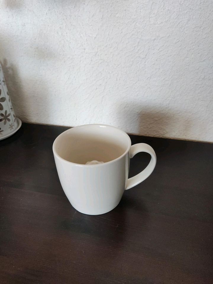 Tasse mit Nagertier in Petershagen