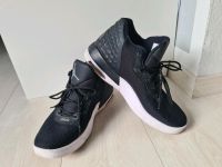 Nike Jordan Academy Sneakers in schwarz guter Zustand Größe 43 Wiesbaden - Mainz-Kostheim Vorschau