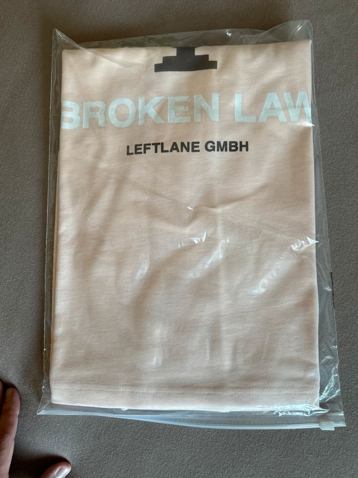 Leftlane broken law t shirt *neu* *OVP* in Vechta