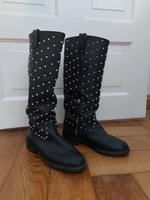 Zara Boots 40 Leder Nieten Stiefel studded München - Au-Haidhausen Vorschau
