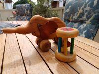 Baby Waldorf Spielzeug Holz massiv Schiebe Elefant Rassel Baden-Württemberg - Filderstadt Vorschau