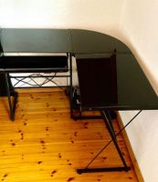 Computer Schreibtisch schwarz Metall mit Glasplatten neuwertig VB Sachsen - Dürrhennersdorf Vorschau