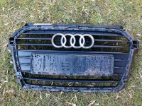 Audi A1 Facelift Kühlergrill Grill Frontgrill 8XA853651B Brandenburg - Bernau Vorschau