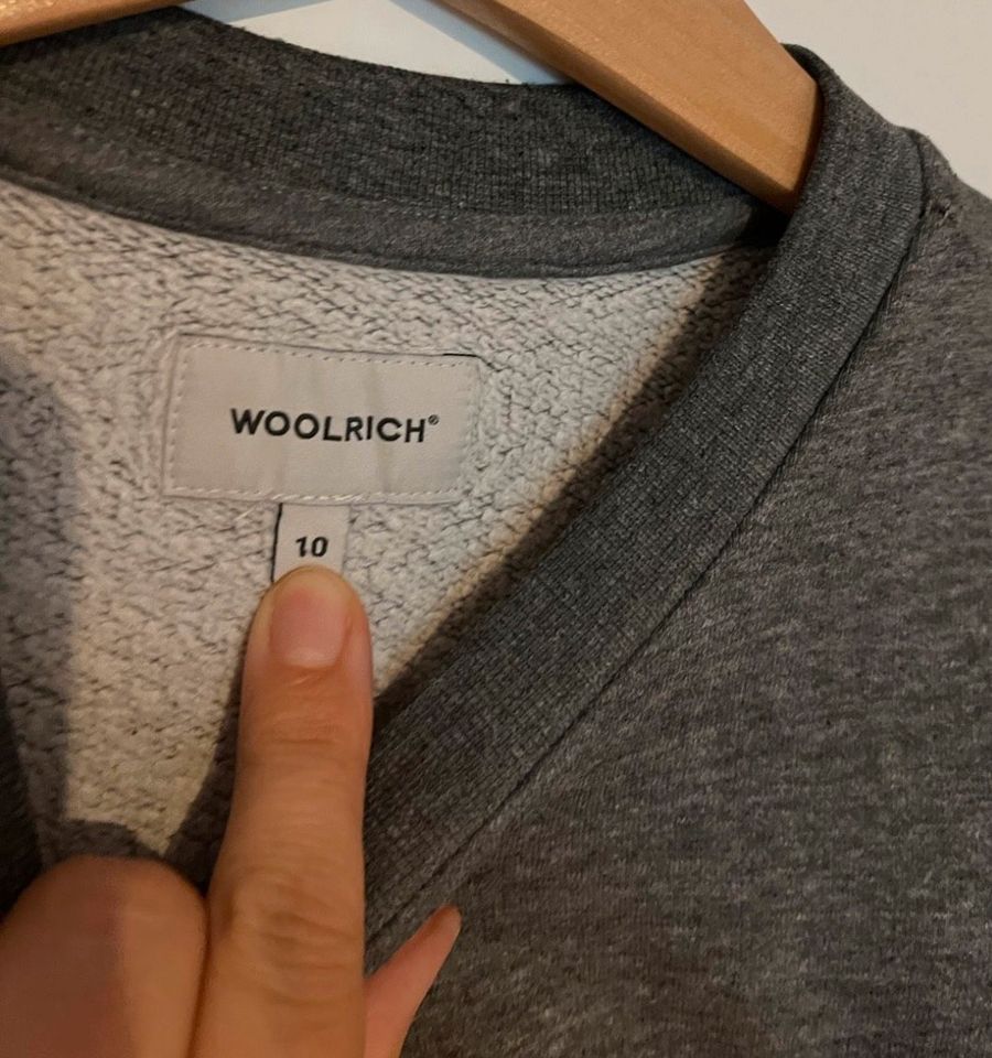 Woolrich Sweater Pullover grau Gr 10 (146/152) in Duisburg