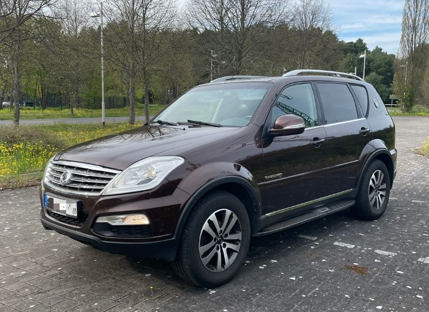 Ssangyong Rexton W 2.0 RX200 e-XDi Crystal 2WD Crystal in Landshut