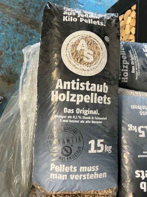 Antistaub Holzpellets Pellet für Heizung/Ofen je 15kg in Bielefeld